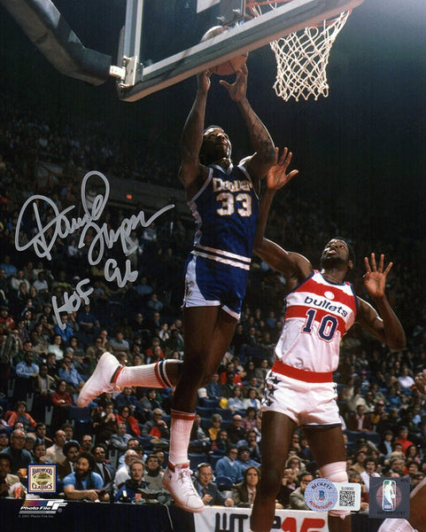 David Thompson Signed Nuggets Dunk vs Bullets 8x10 Photo w/HOF'96 -(BECKETT COA)
