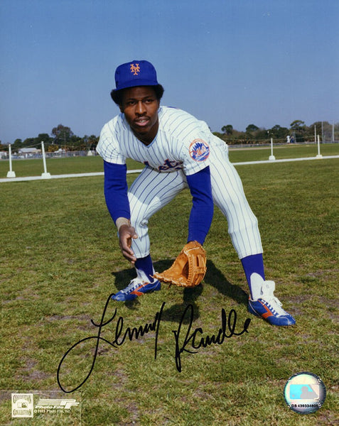 Lenny Randle Signed New York Mets Fielding Pose 8x10 Photo - (SCHWARTZ COA)