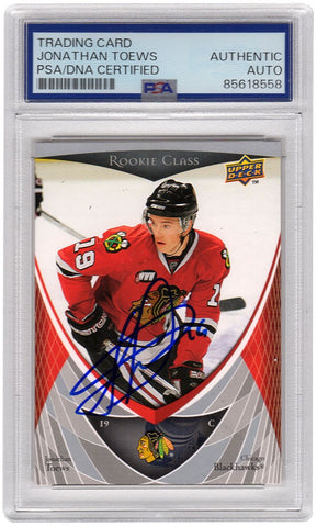 Jonathan Toews Signed 2007 Upper Deck Rookie Hockey Card #43 -(PSA Encapsulated)