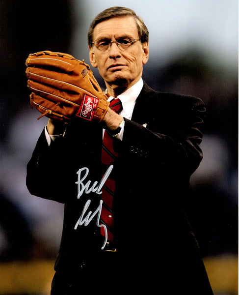 Brewers Commish BUD SELIG Signed 8x10 Photo #4 AUTO - HOF 2017