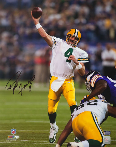 Brett Favre Signed Green Bay Packers Passing vs Vikings 16x20 Photo (Favre Holo)