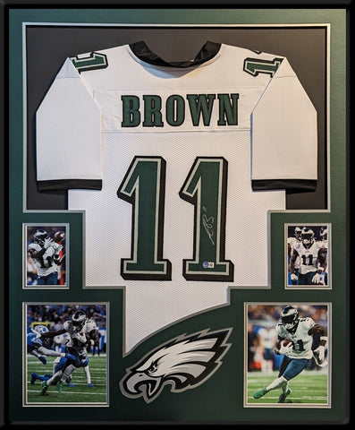 FRAMED PHILADELPHIA EAGLES AJ BROWN AUTOGRAPHED SIGNED JERSEY BECKETT HOLO