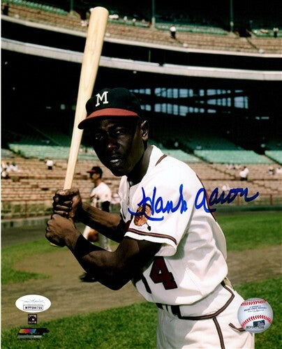 Milw Braves Henry HANK AARON Signed 8x10 Photo #18 AUTO HOF, MVP, WS CHMP - JSA