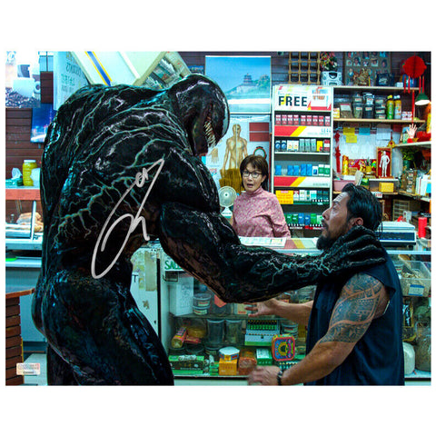 Tom Hardy Autographed 2018 Venom Market 11x14 Scene Photo