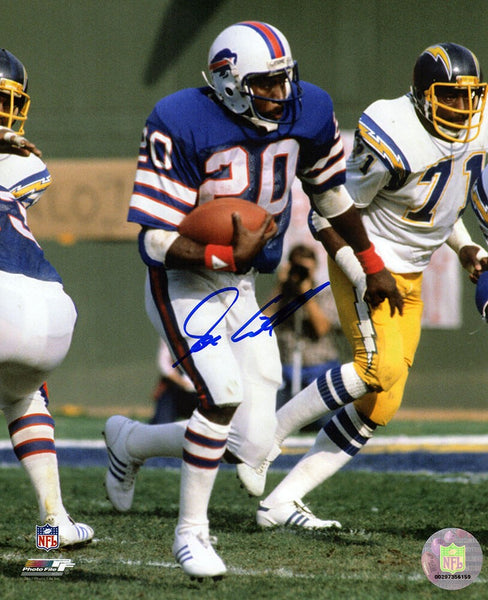 Joe Cribbs Signed Buffalo Bills Blue Jersey Action 8x10 Photo - (SCHWARTZ COA)