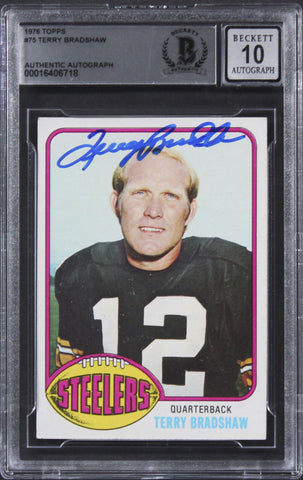 Steelers Terry Bradshaw Signed 1976 Topps #75 Card Auto 10! BAS Slabbed