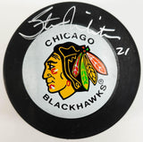 Stan Mikita Signed Chicago Blackhawks Logo Puck (JSA) 9xAll Star / HOF Center
