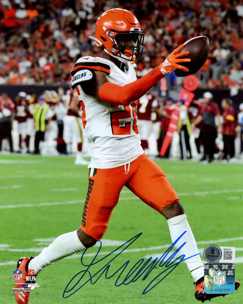 Greedy Williams Autographed Cleveland Browns 8x10 Photo Beckett 45604