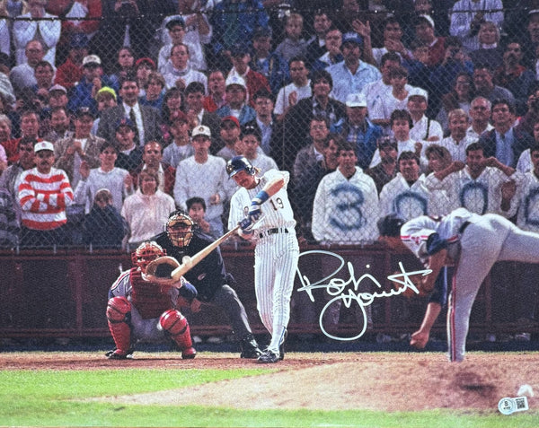 ROBIN YOUNT - Milwaukee Brewers MLB - Signed 16x20 Photo #1 AUTO - BAS