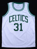 Cedric Maxwell Signed Boston Celtics White Jersey (JSA COA) 1981 NBA Finals MVP