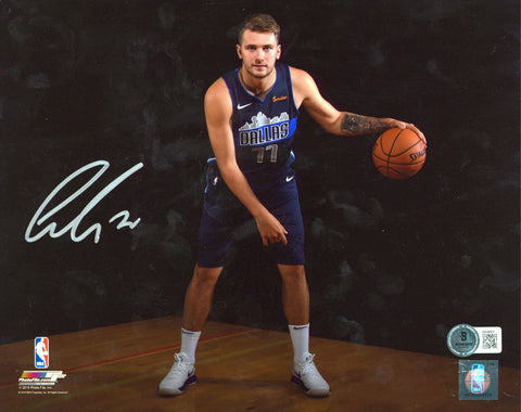Mavericks Luka Doncic Authentic Signed 8x10 Photo Autographed BAS #AE09507