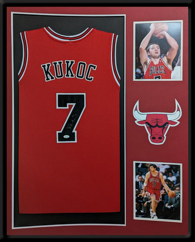 FRAMED CHICAGO BULLS TONI KUKOC AUTOGRAPHED SIGNED JERSEY JSA COA