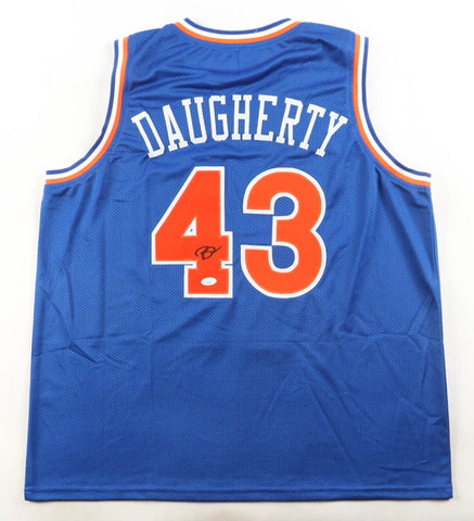Brad Daugherty Signed Cleveland Cavaliers Jersey (JSA COA) 1986 #1 Overall Pick