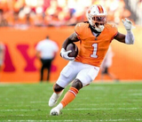 Rachaad White Signed Tampa Bay Buccaneers Creamsicle Throwback Jersey (Beckett)