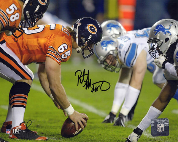 Patrick Mannelly Signed Chicago Bears Long Snap vs Lions 8x10 Photo - (SS COA)