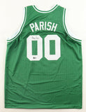 Robert Parish Signed Boston Celtics Home Jersey (Beckett) 4xNBA Champion Center