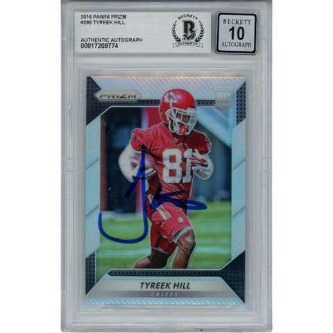 Tyreek Hill Autographed '16 Panini Prizm 296 10 Grade Trading Card Beckett 44971