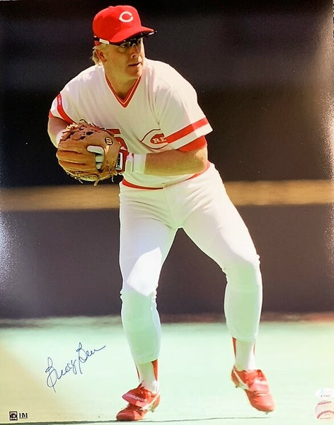 Cinci Reds All Star BUDDY BELL Signed 16x20 Action photo #2 AUTO - JSA