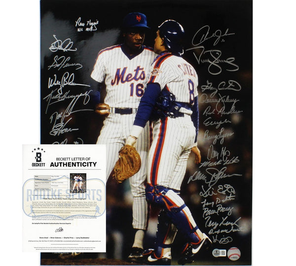 Dwight Gooden, Darryl Stawberry Signed New York Mets Unframed 16x20 Photo - 28 S