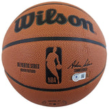 Walt Frazier Signed Wilson NBA Basketball (Beckett) 2xNBA Champion / 1970 & 1973