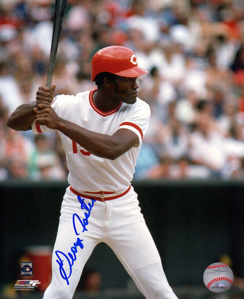 George Foster Signed Cincinnati Reds Batting Action 8x10 Photo - (SCHWARTZ COA)