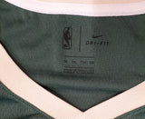 BUCKS GIANNIS ANTETOKOUNMPO AUTOGRAPHED GREEN NIKE JERSEY XXL BECKETT 191165