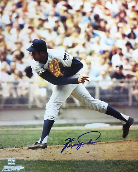 Fergie Jenkins Signed Chicago Cubs Pitching 8x10 Photo - SCHWARTZ COA