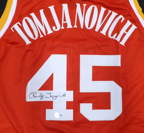 Rockets Rudy Tomjanovich Autographed Red Jersey Full Name Beckett QR #BH51732