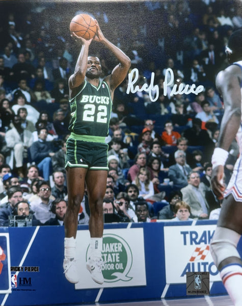 RICKY PIERCE Signed 8x10 Photo #4 - Milwaukee Bucks NBA - AUTO