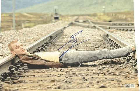 Ewan McGregor Autographed/Signed Trainspotting 11x14 Photo Beckett 54347