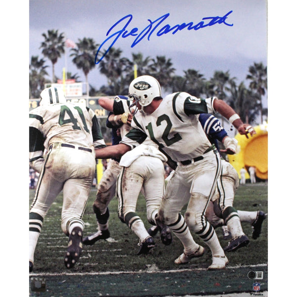 Joe Namath Autographed/Signed New York Jets 16x20 Photo Beckett Witness 53359