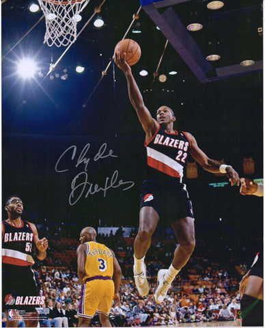 Clyde Drexler Portland Trail Blazers Autographed 16x20 Lay Up vs. Lakers Photo