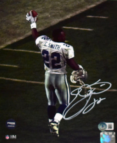 Emmitt Smith Autographed Dallas Cowboys 8x10 Arm Up Photo- Beckett W Hologram