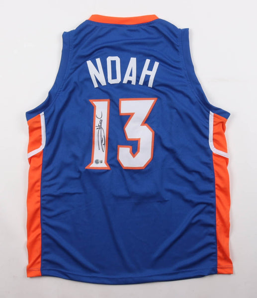 Joakim Noah Signed Florida Gators Jersey (Beckett) 2x NBA All Star 2013 & 2014