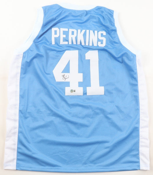 Sam Perkins Signed North Carolina Tar Heels Jersey (Beckett) 1984 1st Round Pick