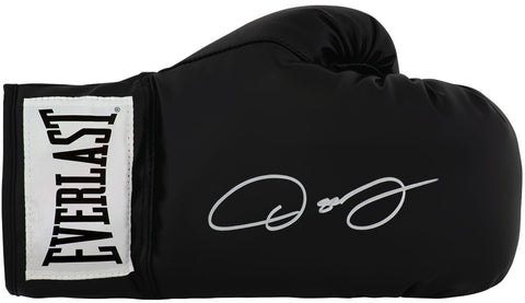 Oscar De La Hoya Signed Everlast Black Full Size Boxing Glove - (SCHWARTZ COA)