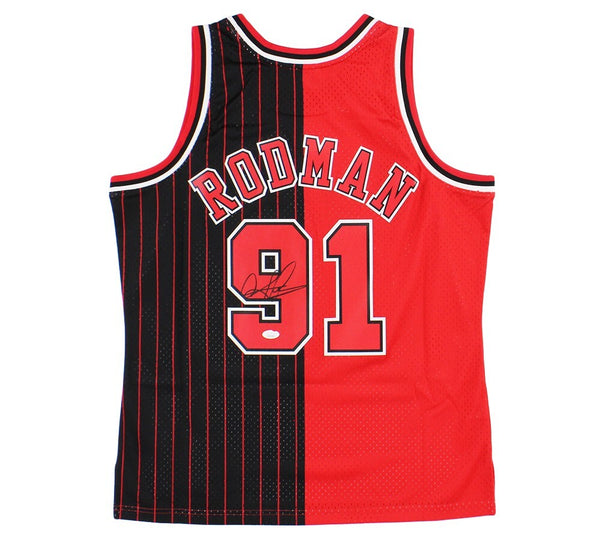 Dennis Rodman Signed Chicago Bulls Mitchell & Ness 1995-96 Swingman Split Jersey