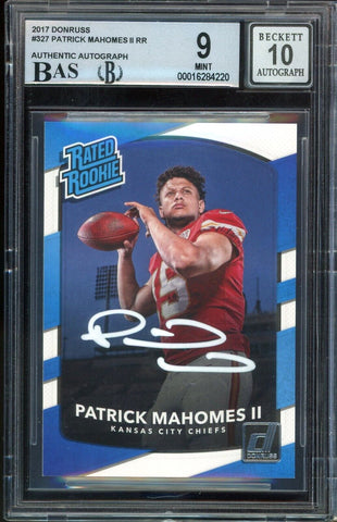 2017 Panini Donruss Rated Rookie Patrick Mahomes RC White Ink BGS 9/10 Auto MINT