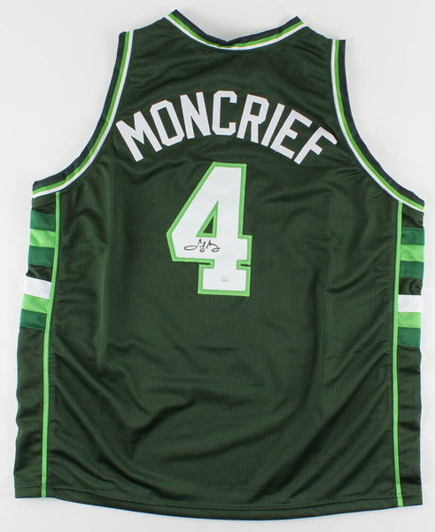 Vin Baker Signed Milwaukee Bucks Jersey (JSA COA) 1993 1st Round Pick #8 Overall