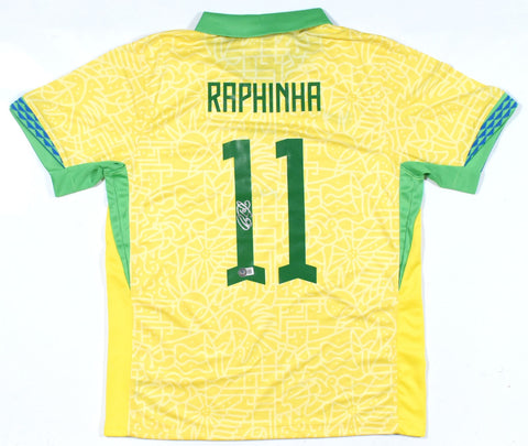 Raphinha Autographed Brazil Home Soccer Jersey #11 - Beckett Hologram *L