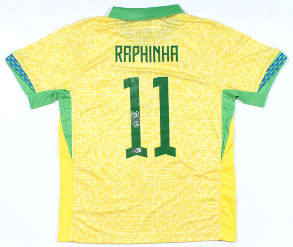 Raphinha Autographed Brazil Home Soccer Jersey #11 - Beckett Hologram *L