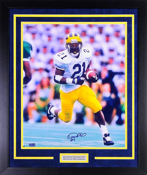 DESMOND HOWARD AUTOGRAPHED MICHIGAN WOLVERINES 16x20 FRAMED PHOTO COA