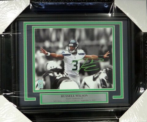 RUSSELL WILSON AUTOGRAPHED FRAMED 8X10 PHOTO SEAHAWKS FIRST GAME RW HOLO 98098