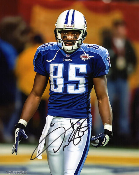 Derrick Mason Signed Tennessee Titans Action 8x10 Photo - (SCHWARTZ COA)