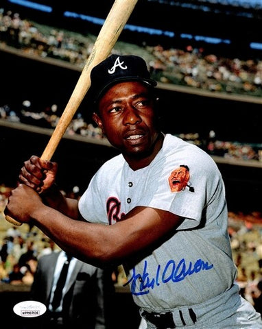 Atl Braves Henry HANK AARON Signed 8x10 Photo #25 AUTO HOF, MVP, WS CHMP - JSA
