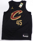 Cavaliers Donovan Mitchell Autographed Nike Jersey Spider Beckett XP14157787