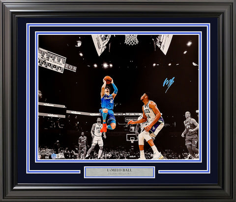 LAMELO BALL AUTOGRAPHED FRAMED 16X20 PHOTO NEW ORLEANS PELICANS BECKETT 210963