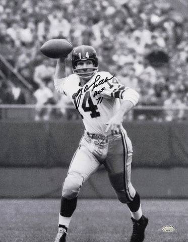 YA Y.A. Tittle Autographed Signed 11x14 Photo New York Giants MCS Holo #64168