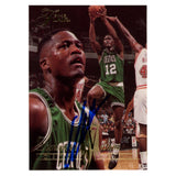 Dominique Wilkins Autographed 1994-95 Flair #186 Trading Card Beckett 54108