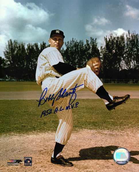 Bobby Shantz Signed Yankees Pitching Pose 8x10 Photo w/1952 AL MVP - (SS COA)